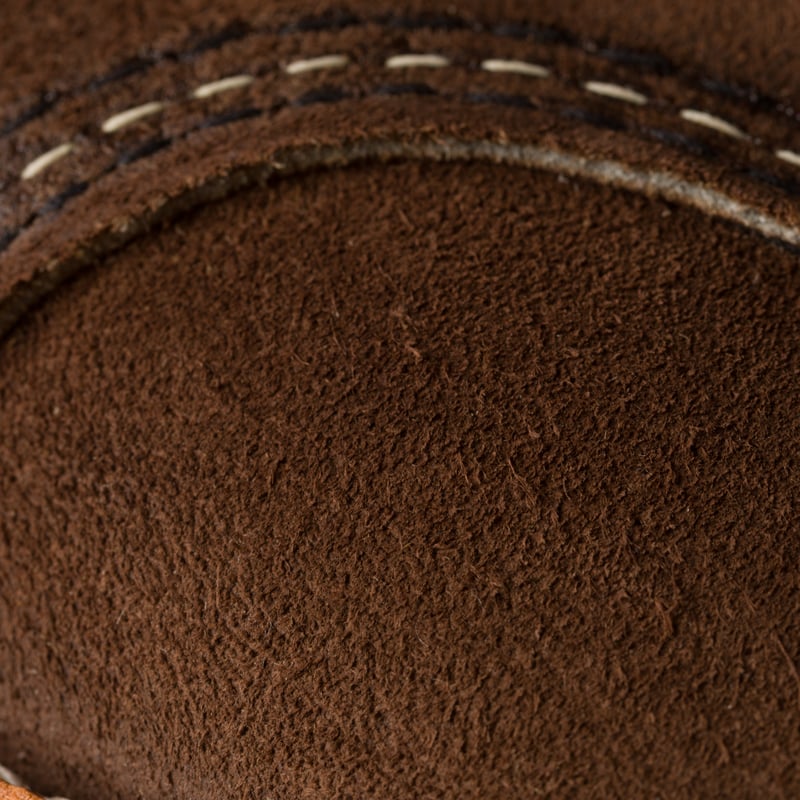 Image-Flâneurs_RED WING SHOES / 8836 Classic Moc Toe Chocolate Muleskinner_detail-1