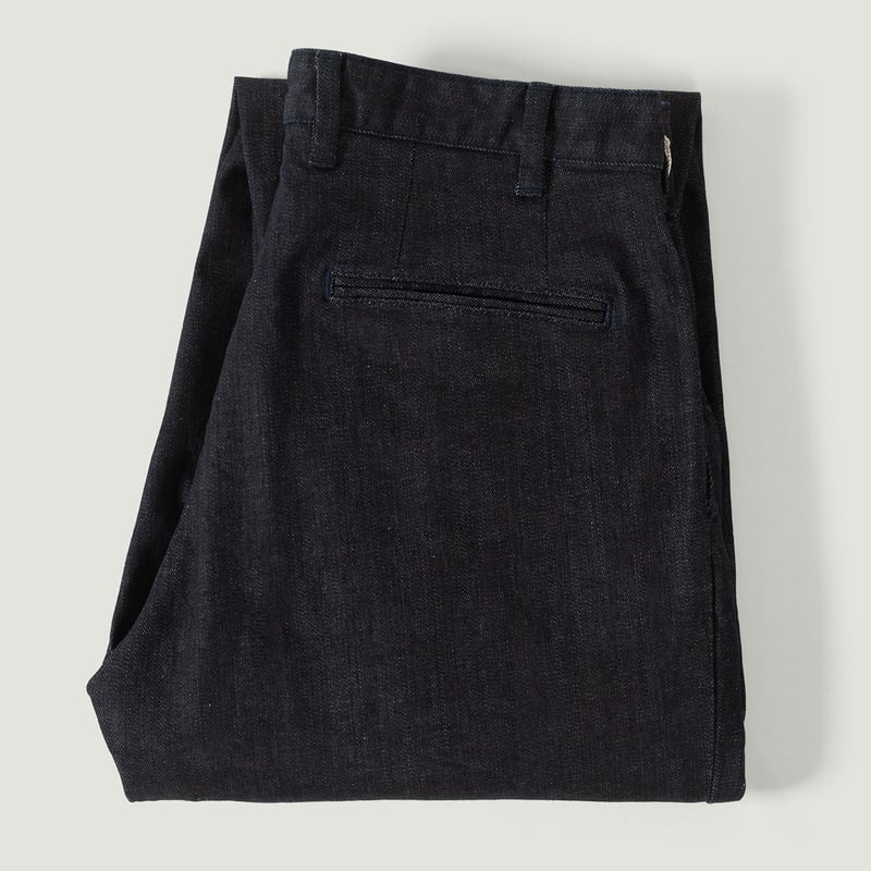 Vignette-flâneurs-pantalon BEAMS-PLUS jeans-2-Pleats-Tapered-Denim-Indigo