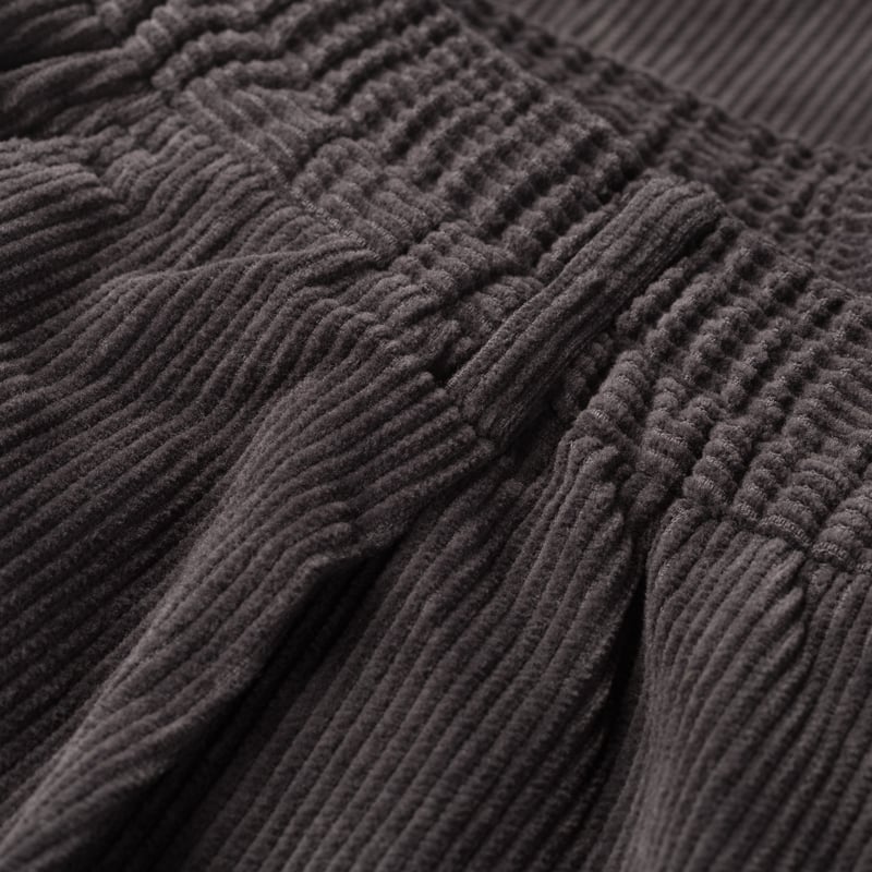 images flaneurs UNIVERSAL WORKS Corduroy Pleated Track Pant Charcoal_Detail-1