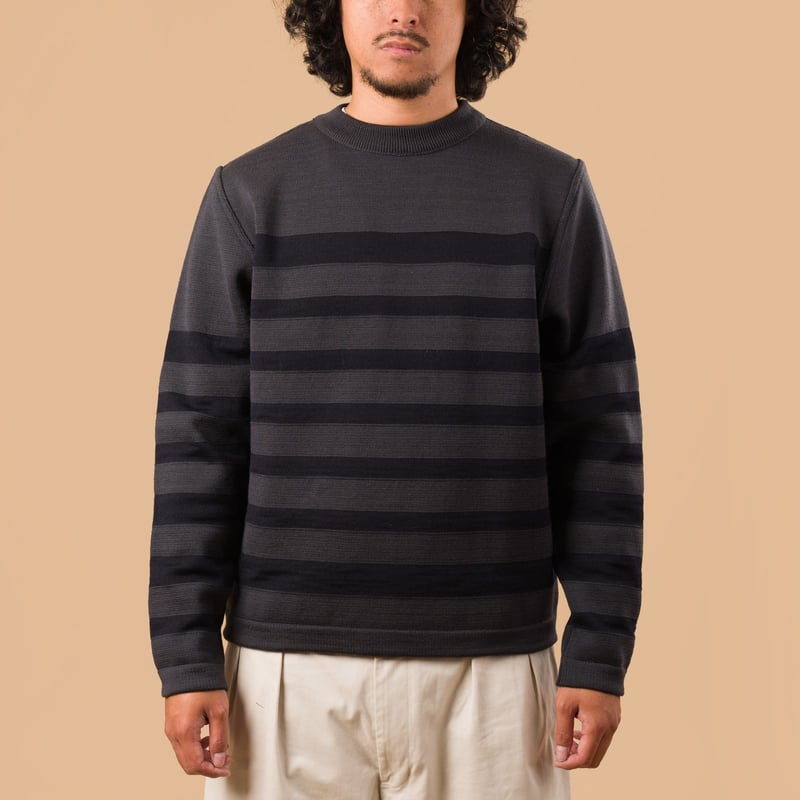 Given-III Crew Neck Molten Grey