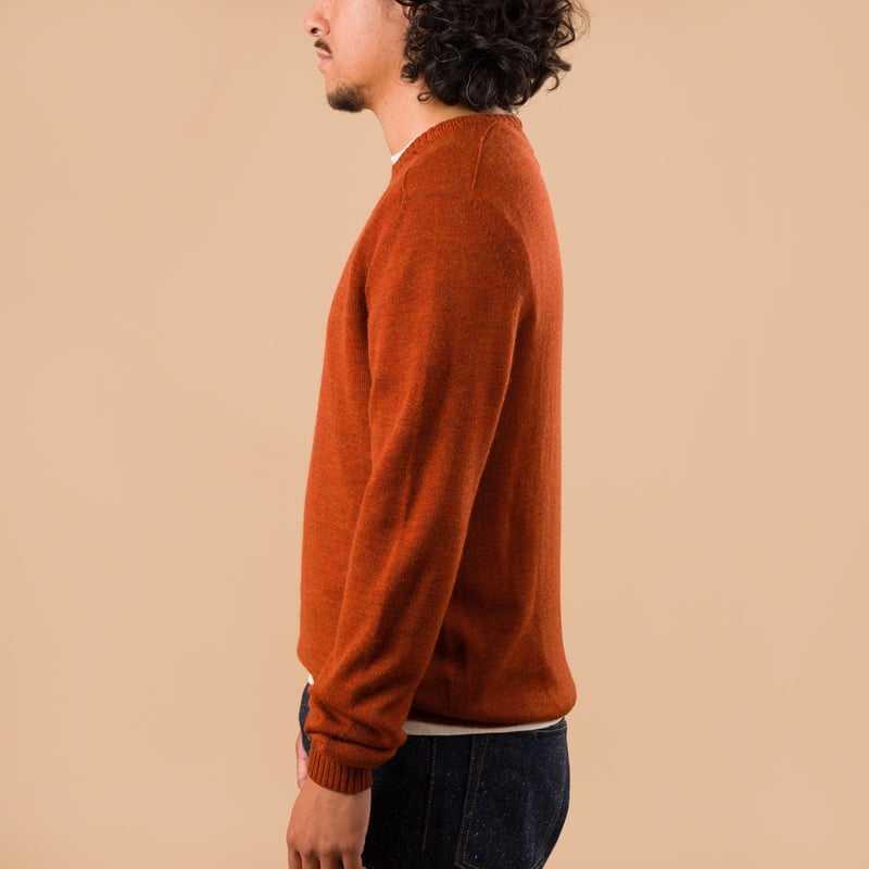 image flaneurs NITTO KNITWEAR Pull Col Rond Aris Maille Jersey Orange de profil