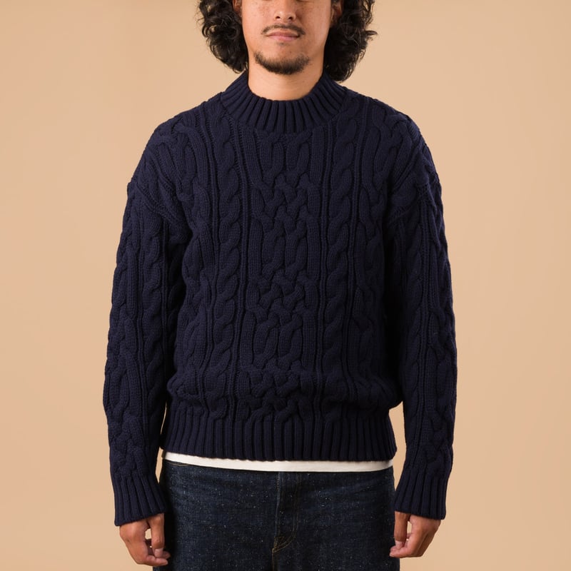 image flaneurs NITTO KNITWEAR Pull Col Rond Ohannes Maille Torsadée Marine face
