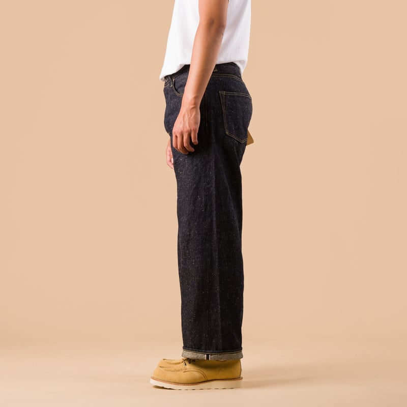 image flaneurs ONI DENIM 222-13.7NEP Super Wide Straight Neppy Selvedge Denim side