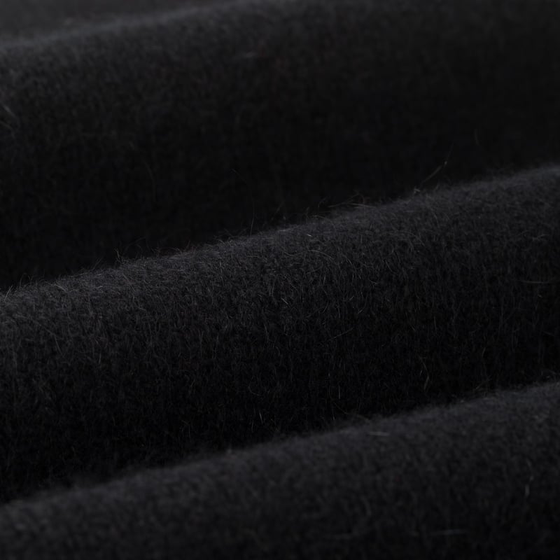 Image-Flâneurs_MACKIE / Caolas Plain Scarf_Detail