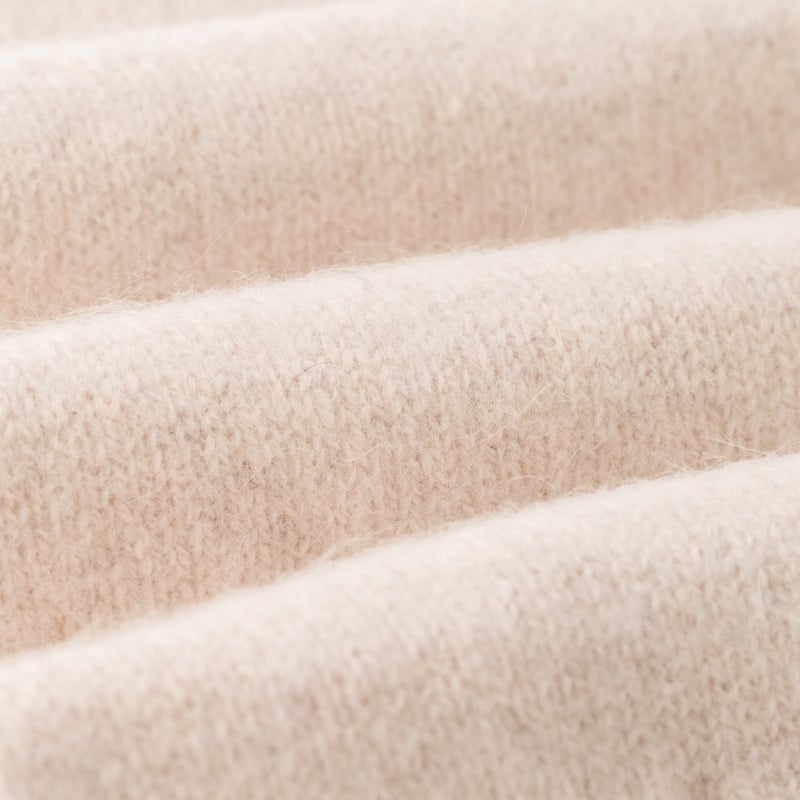 Image-Flâneurs_MACKIE / Caolas Plain Scarf_Detail