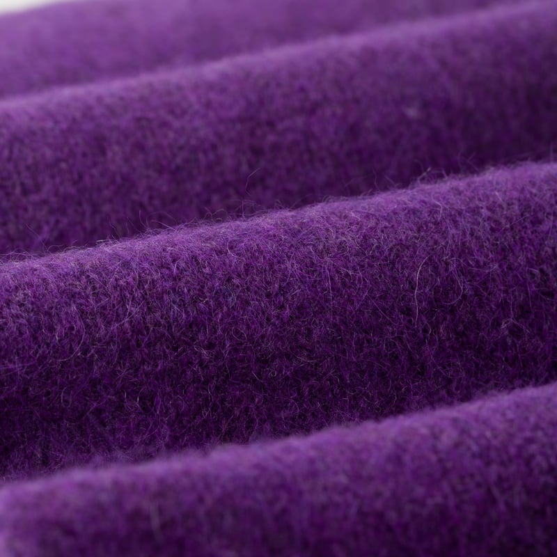 Image-Flâneurs_MACKIE / Caolas Plain Scarf_Detail