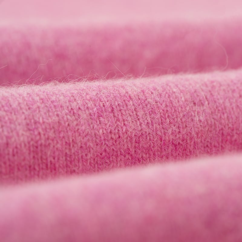 closeup Nitto X Flaneurs pull Bedros geelongora fondant