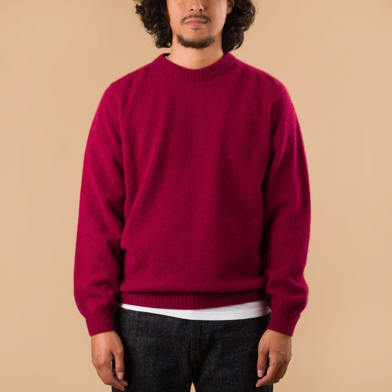 vignette Nitto X Flaneurs pull Bedros geelongora hibiscus porté de face