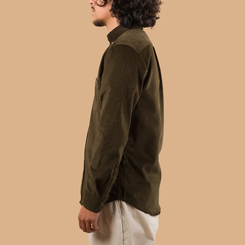Image-Flâneurs_PORTUGUESE FLANNEL / Lobo Olive