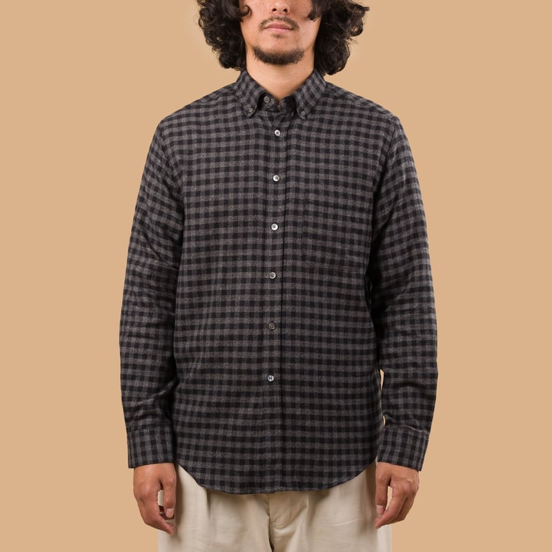 Image-Flâneurs_PORTUGUESE FLANNEL / Roca Shirt Grey