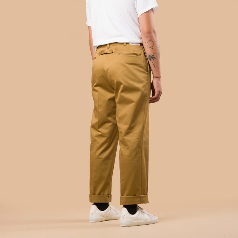 Image-Flâneurs_J. PRESS / Piped Stem West Point Khaki_de-dos