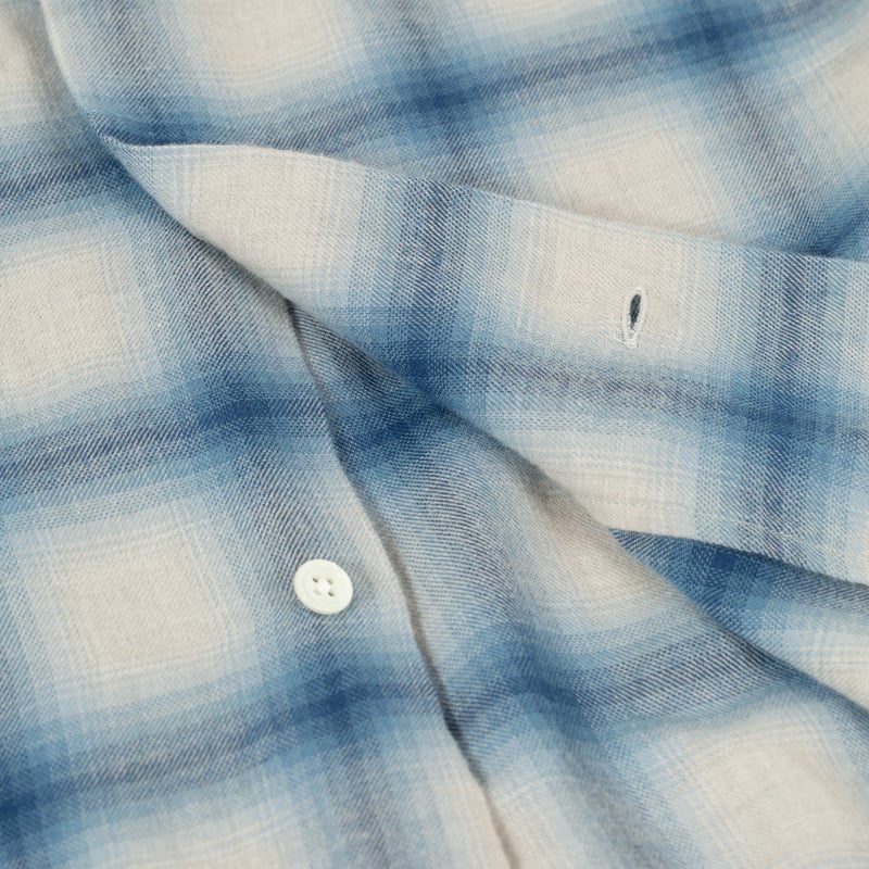 Image-Flâneurs_BEAMS PLUS / Open Collar Ombre Blue_detail