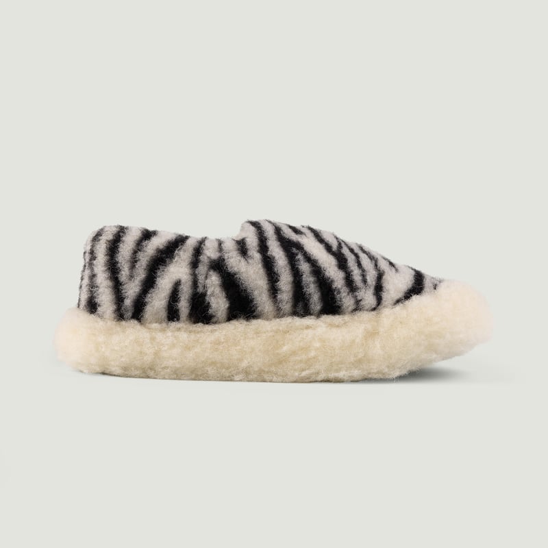 Image-Flâneurs_COLDBREAKER / Siberian Slippers Zebra_Vignette