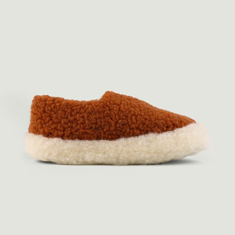Image-Flâneurs_COLDBREAKER / Siberian Slippers Fox_Vignette