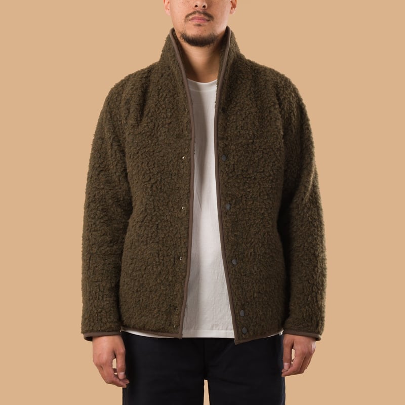 image-portée-de-face-Colbreaker-x-Flâneurs-khaki-fleece-wool-pile-1