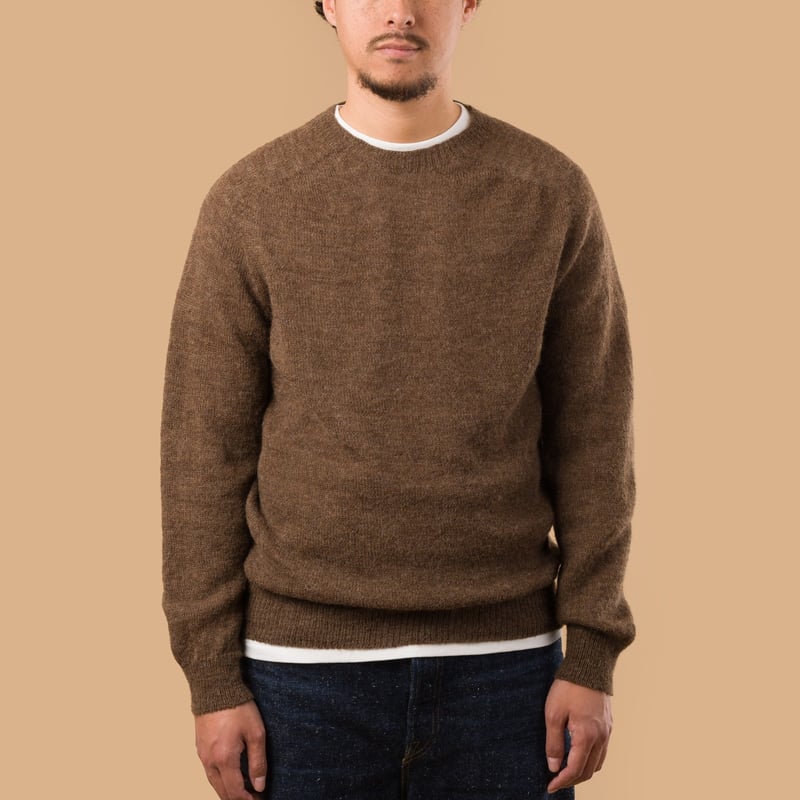 image flâneurs HARLEY OF SCOTLAND 1 Ply Voe True Shetland Crew Neck Moorit  de face