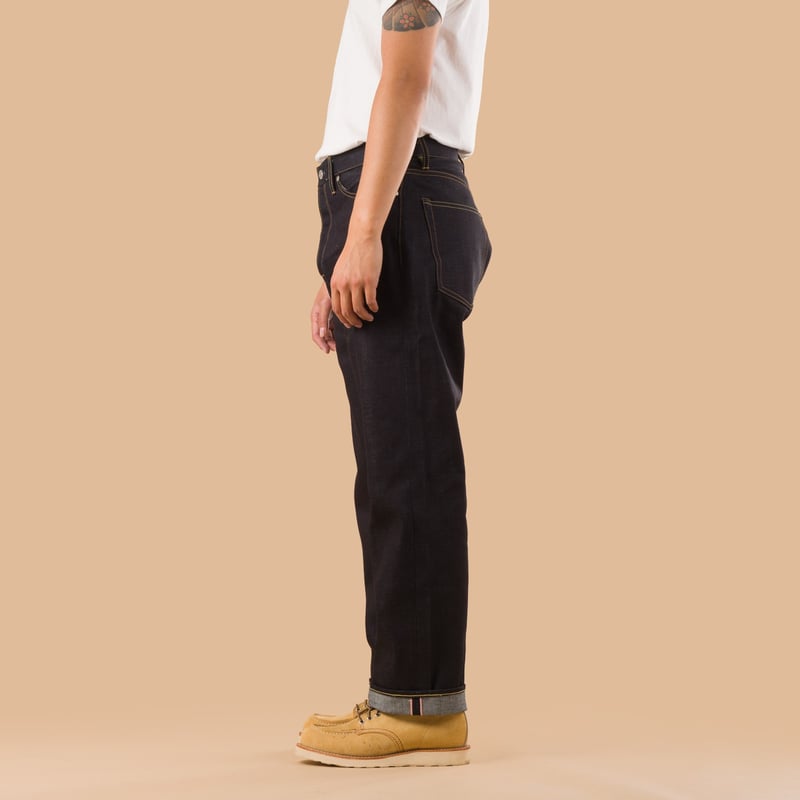 images flâneurs jeans selvedge MOMOTARO 14.7oz Standard Straight de profil