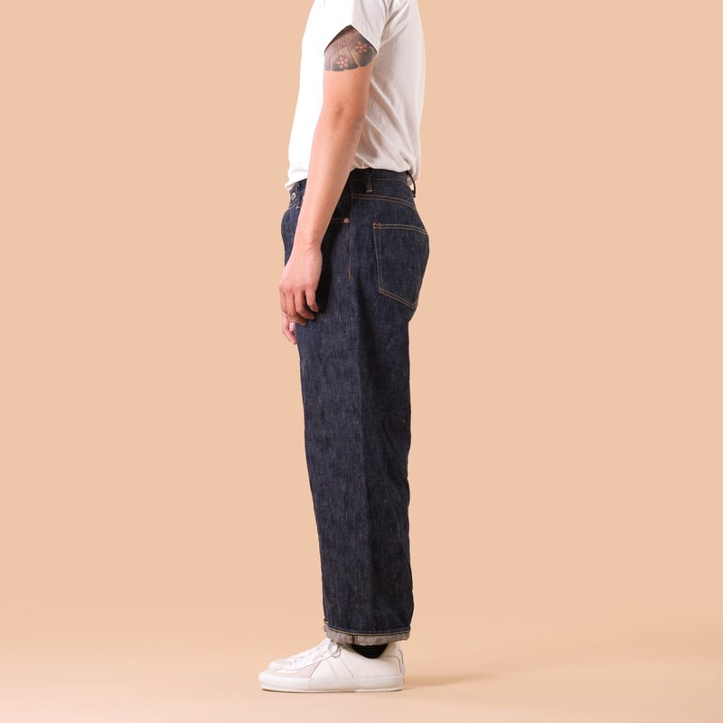 images flâneurs ONI DENIM  822-KASE 16oz Natural Indigo Super Wide Tapered Denim de  profil