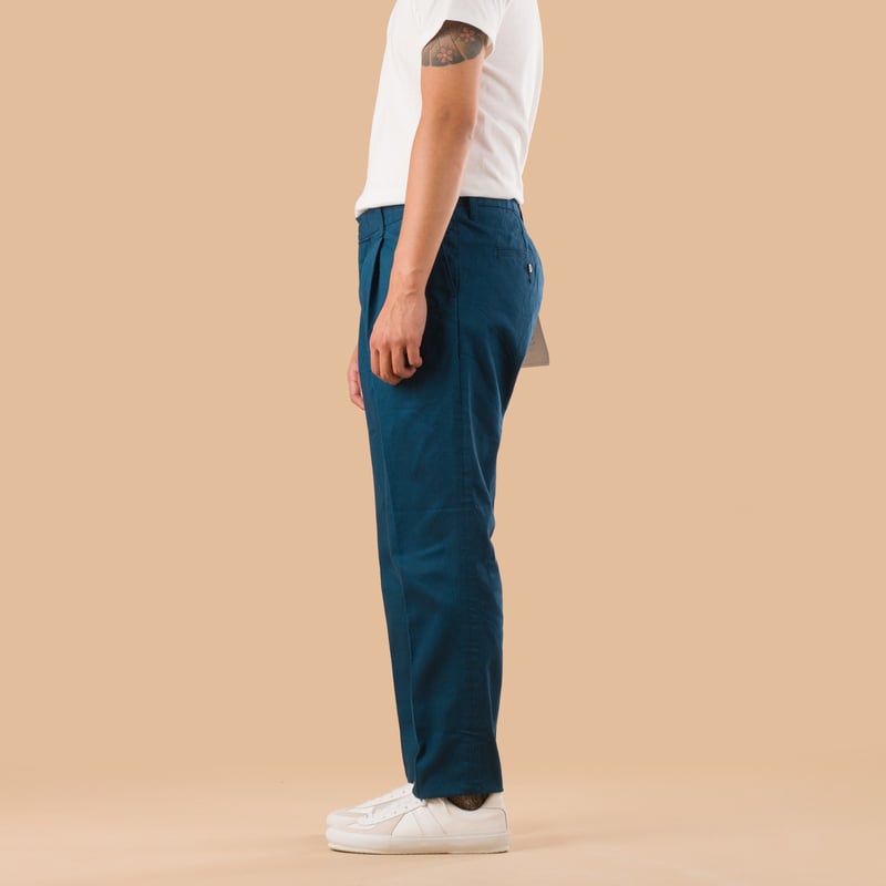 pantalon denim greencast ajusté Sugar & Co image flâneurs porté de profil