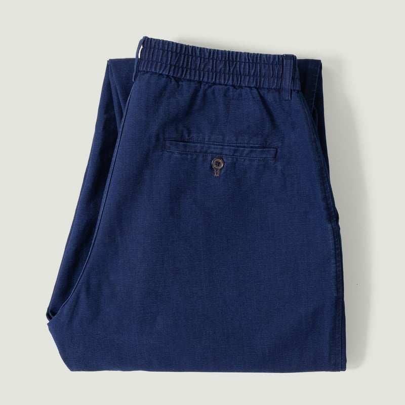 Image-Flâneurs_UNIVERSAL WORKS / Kimstop Pleated Track Pant Indigo_Vignette