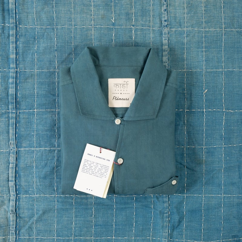 détails fold col KARDO x FLANEURS  LS Shirt Handwoven Denim Indigo (2)
