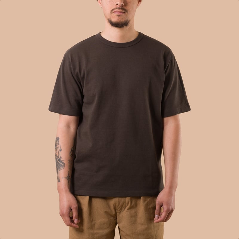 image porté flaneurs DUBBLE WORKS Heavyweight Short Sleeve Tee sumikuro de face (2)