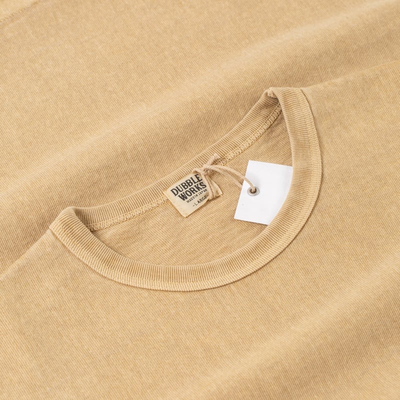 image détail flaneurs DUBBLE WORKS Heavyweight Short Sleeve Tee Pigment Dye Dark Beige back (1)