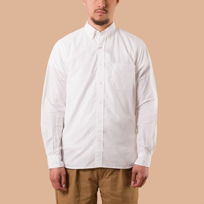image portée de face flaneurs chemise oxford blanche Beams Plus Japan