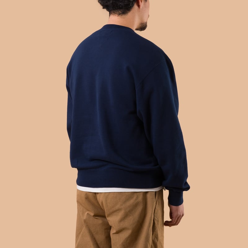 Image-Flâneurs_BEAMS PLUS / Crewneck Sweatshirt Dark Navy de dos