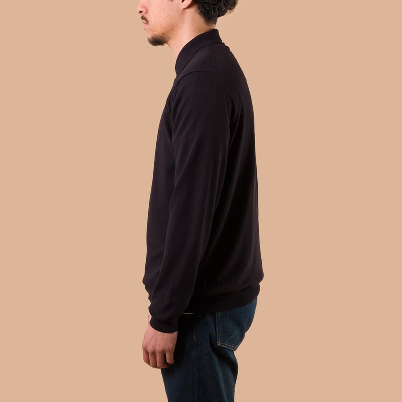 Image flâneurs pull MOONCASTLE Ice Cotton Long Poloneck Black de profil