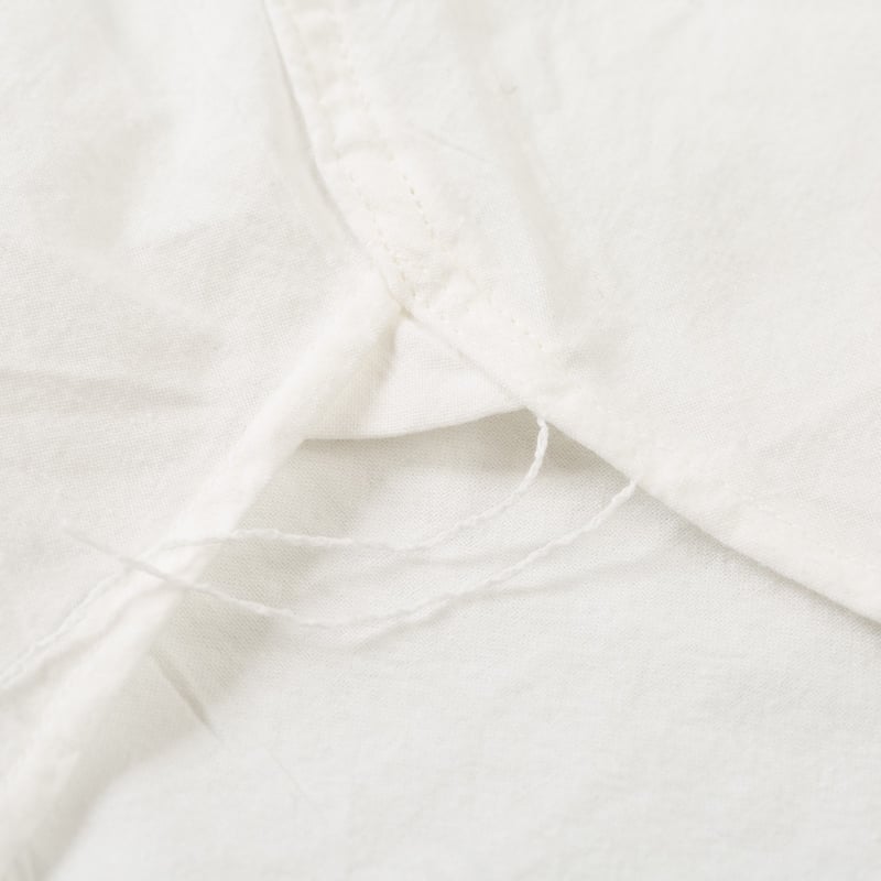 détail flaneurs FOB Factory F3429 Band Collar Shirt White (3)