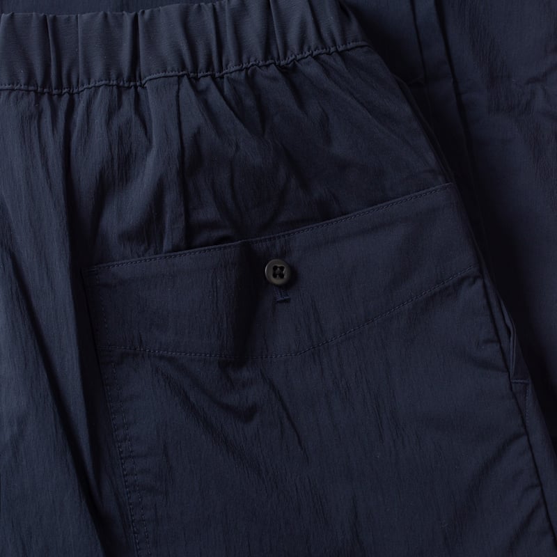 détail poche arrière  flaneurs JACKMAN Crepe Umps Pants Dark Navy (2)