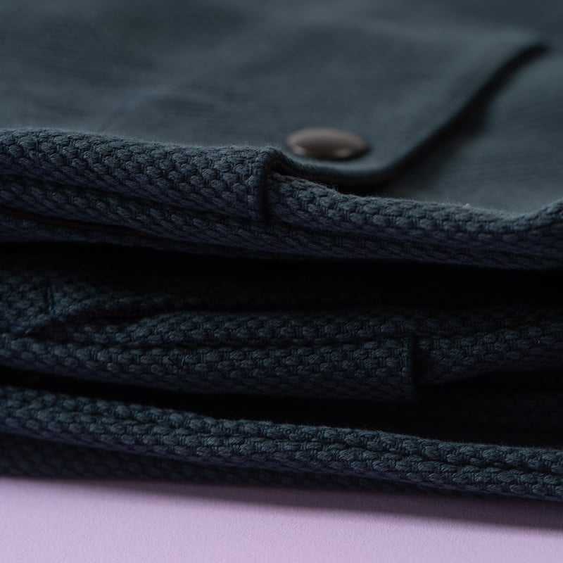 détail flaneurs JACKMAN Sashiko Umps Pants Iron Navy (5)