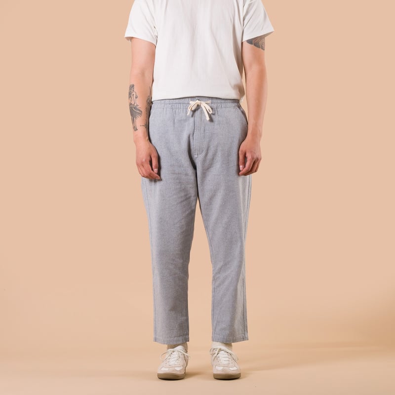 image flâneurs UNIVERSAL WORKS / Hi Water Trouser Jean Cloth Reworked Light Indigo de face