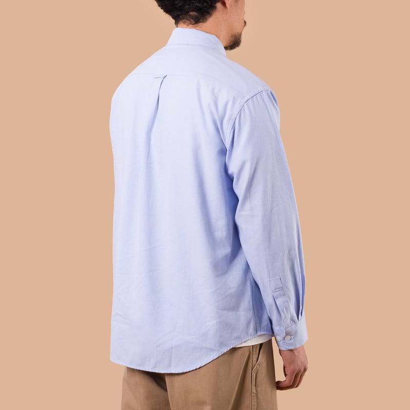 Image flâneurs porté de face chemise FRIZMWORKS OG Oxford Oversized Shirt Blue de dos