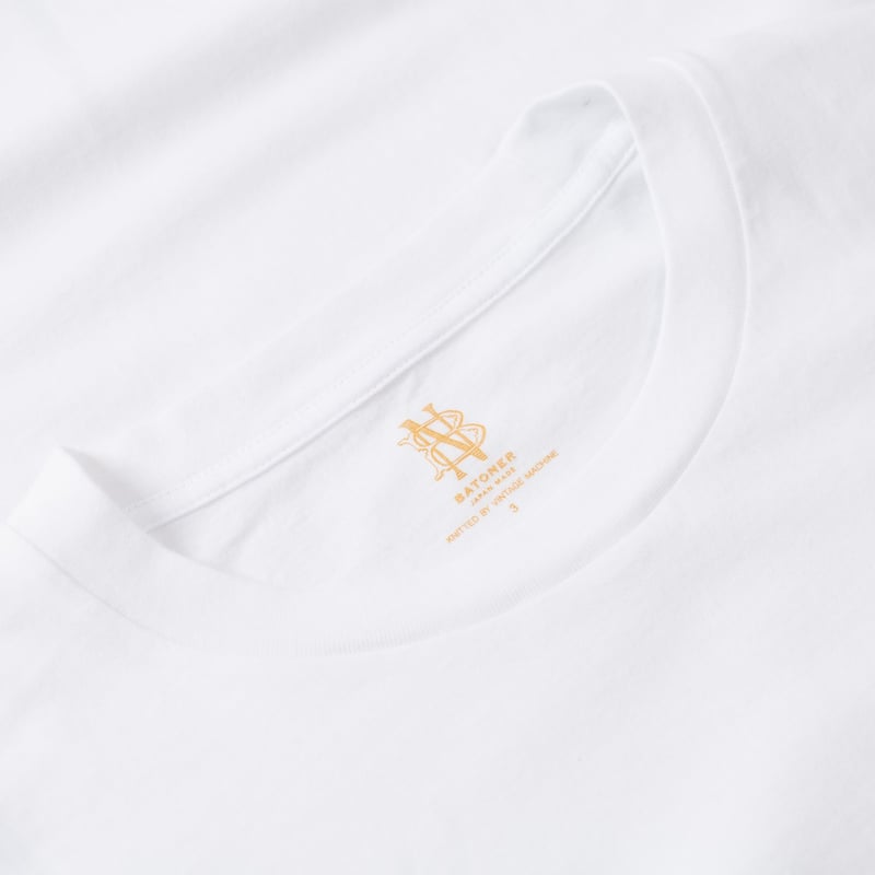 détail col flaneurs BATONER Light Meriyasu T-Shirt White (2)