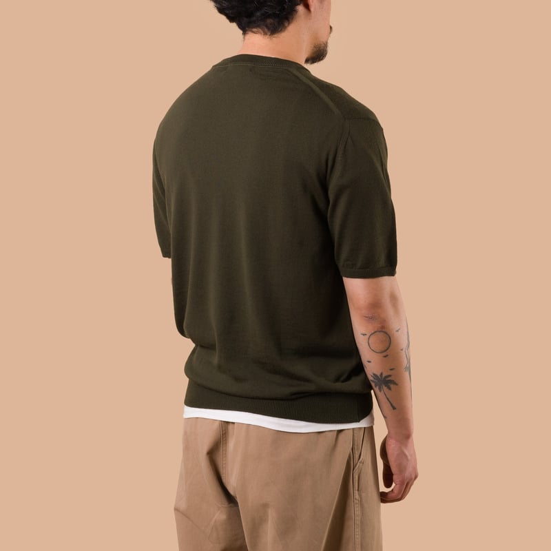 image flâneurs MOONCASTLE / 12G Wool Crewneck Short Sleeve Dark Olive de dos