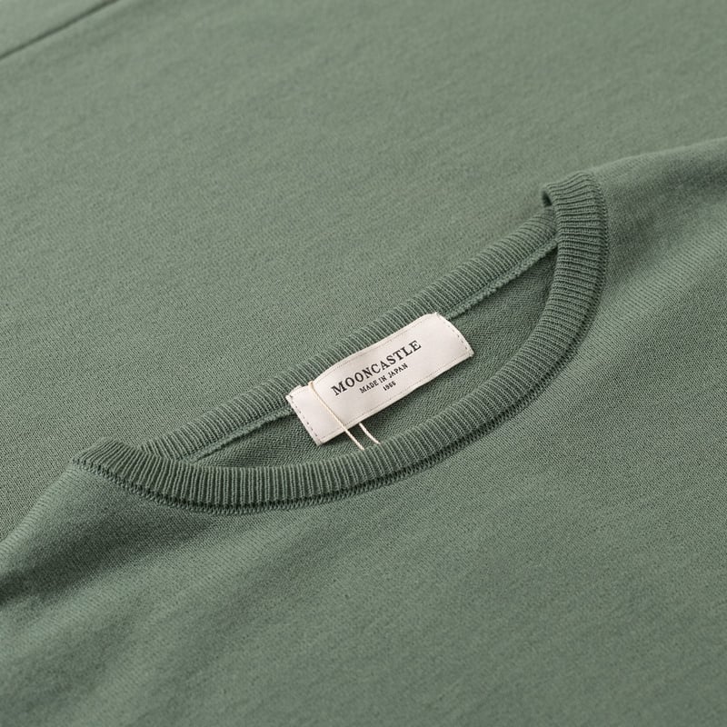image flâneurs MOONCASTLE / Ice Cotton Relax Crewneck Olive détail col