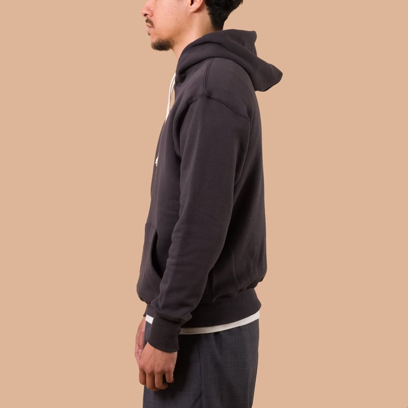 image porté flaneurs sweat WAREHOUSE & CO. Lot. 450 Two Needle Hooded Sweatshirt Sumikuro de profil