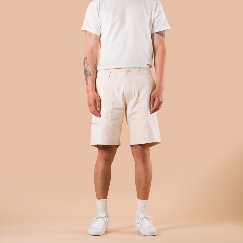 Back Satin Essential Fatigue Shorts Cream
