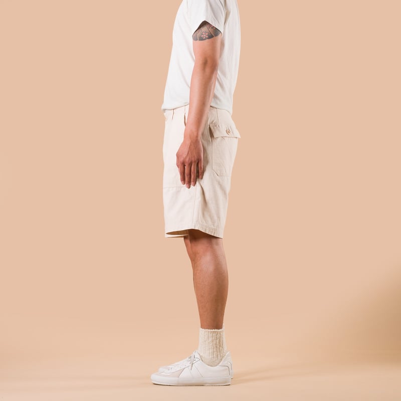 Back Satin Essential Fatigue Shorts Cream