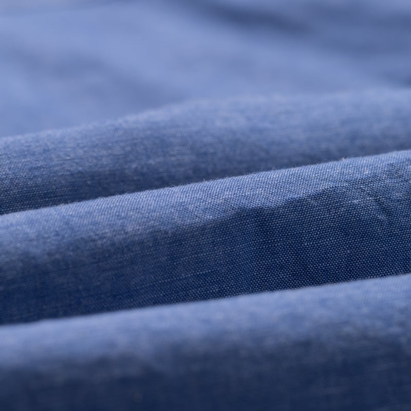 Image Flâneurs SUGAR CANE / VAT Dye Chambray Work Shirt Blue détail matière