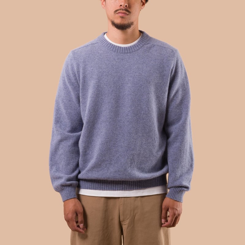 NITTO KNITWEAR X FLANEURS Pull Bedros Geelongora denim de face