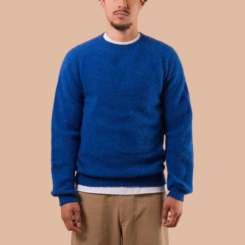 flaneurs pull HARLEY OF SCOTLAND Shaggy Crew Neck Sapphire front