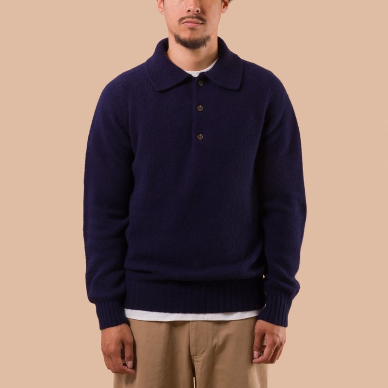 flaneurs pull HARLEY OF SCOTLAND Eton Supersoft Wool 3 Button Polo Neck Navy front