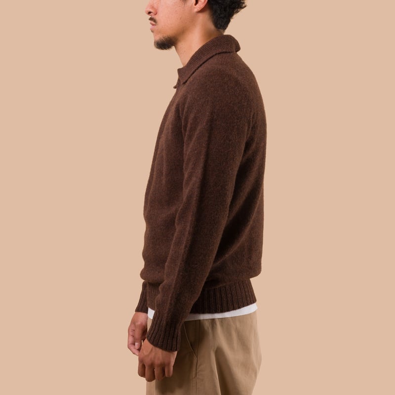 flaneurs pull HARLEY OF SCOTLAND Eton Supersoft Wool 3 Button Polo Neck Marron side
