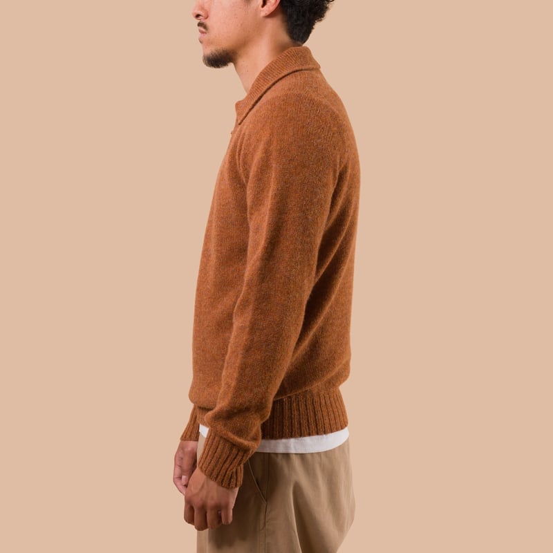 flaneurs pull HARLEY OF SCOTLAND Eton Supersoft Wool 3 Button Polo Neck Whiskey side
