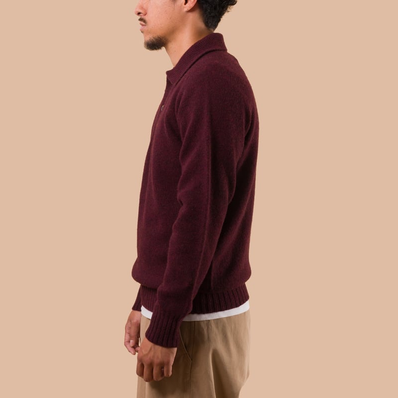 flaneurs pull HARLEY OF SCOTLAND Eton Supersoft Wool 3 Button Polo Neck Beetroot side