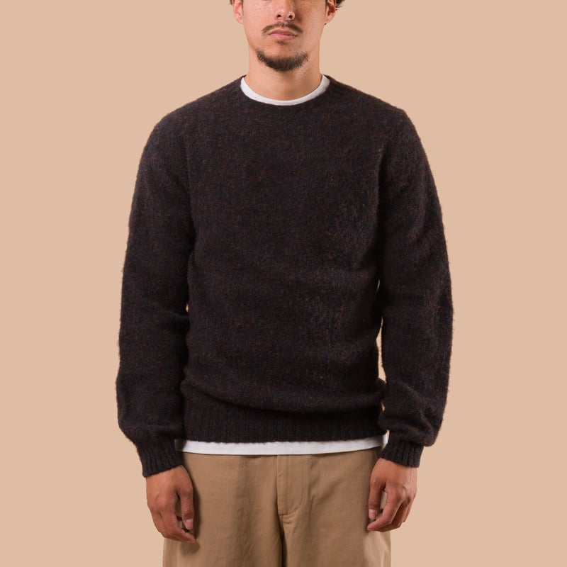 flaneurs pull HARLEY OF SCOTLAND Eton Supersoft Wool 3 Button Polo Neck Beetroot front