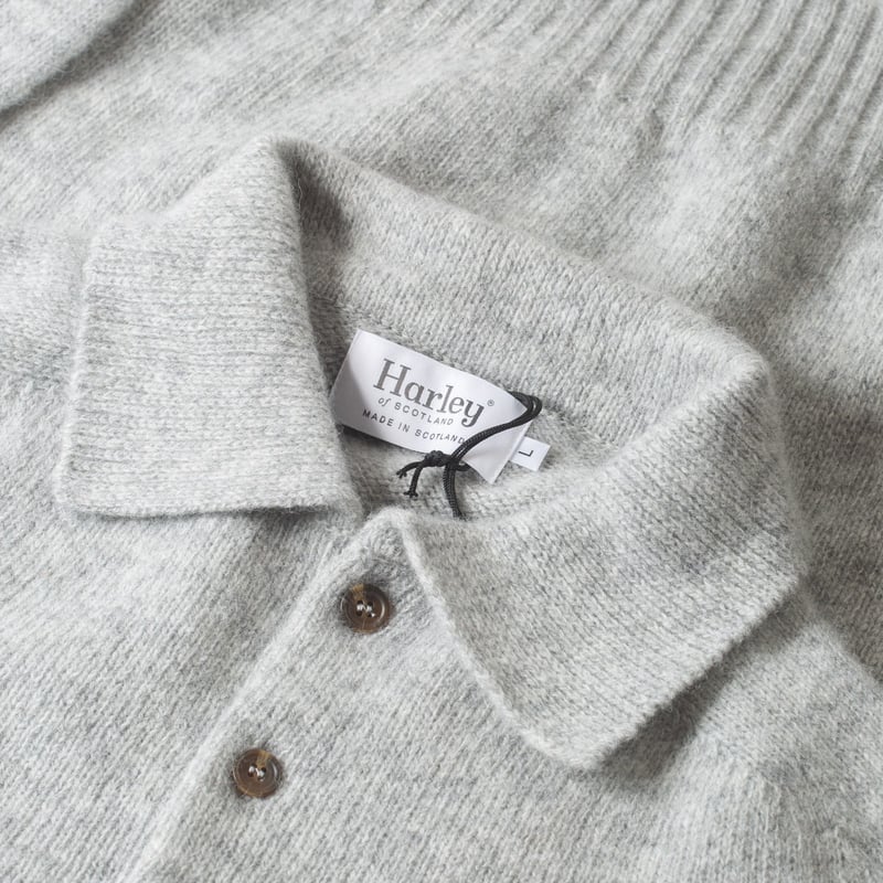 detail HARLEY OF SCOTLAND  Eton Supersoft Wool 3 Button Polo Neck Silver (2)